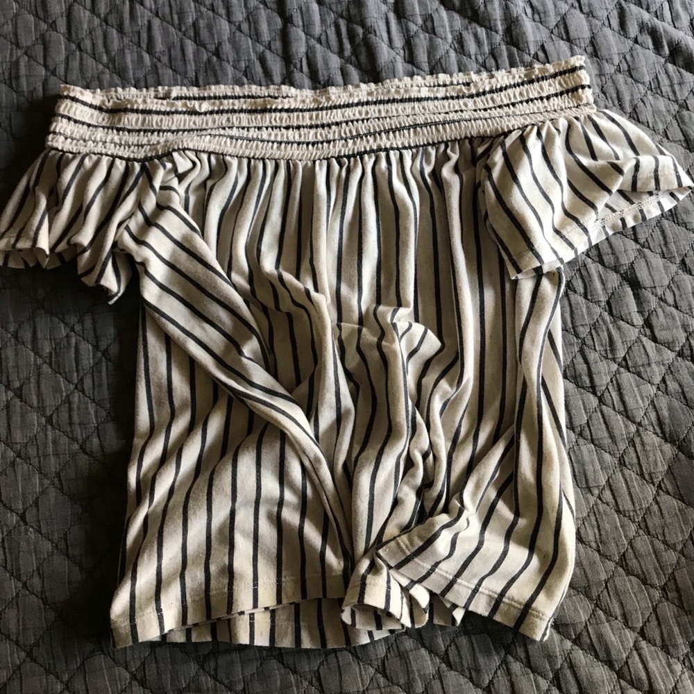 american eagle off the shoulder blouse